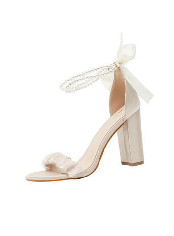 THICK-HEELED PEARL BOW SANDALS