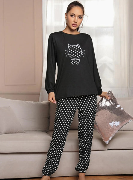 FASHION POLKA-DOT LONG-SLEEVED PAJAMAS SUIT