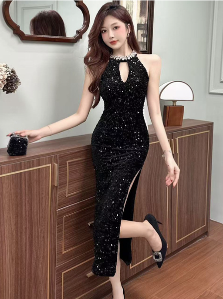 Stylish Cut - out Neckline Sparkling Black Midi Dress