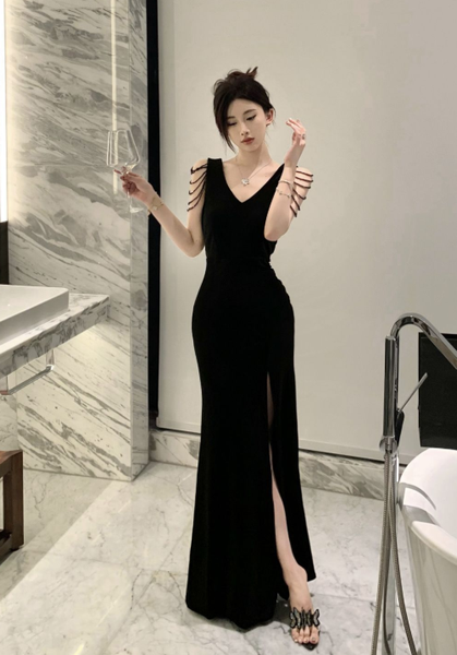 Stylish V - Neck Black Maxi Dress with Side Slit and Strappy Details